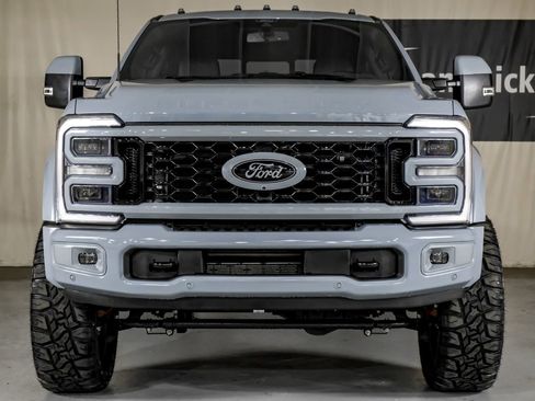 Used 2026 Ford F450 Platinum image 3