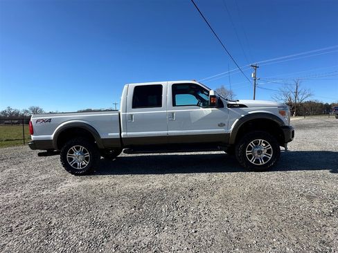 Used 2015 Ford F250 King Ranch image 2