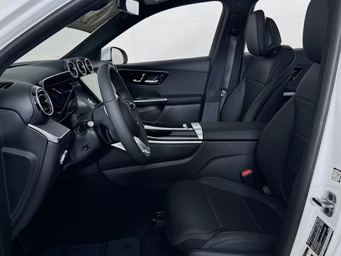 New 2026 Mercedes-Benz GLC 300 image 16
