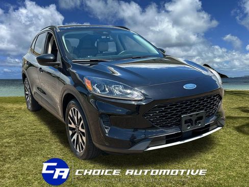 Used 2020 Ford Escape SE Sport image 9