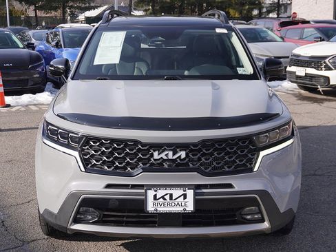 Used 2022 Kia Sorento SX Prestige image 17