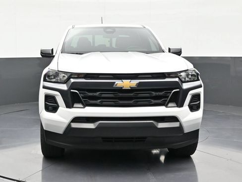 Used 2024 Chevrolet Colorado LT w/ LT Convenience Package RWD image 8