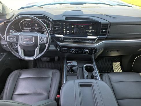 Used 2022 GMC Sierra 1500 Elevation w/ Elevation Premium Package AWD/4WD image 16