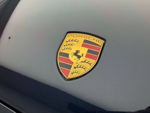 Used 2024 Porsche Cayenne AWD/4WD image 22