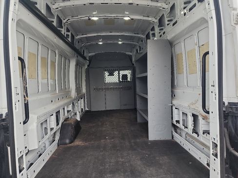 Used 2018 Ford Transit 350 148 High Roof Extended image 30