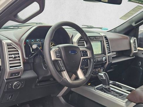 Used 2016 Ford F150 Platinum w/ Equipment Group 701A Luxury RWD image 9