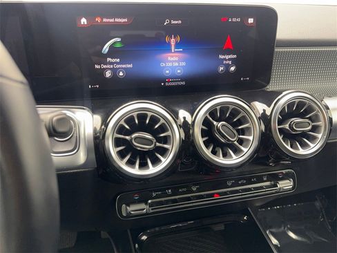 Used 2023 Mercedes-Benz EQB 300 4MATIC w/ Pinnacle Package image 59