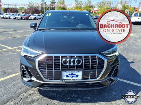 Used 2019 Audi Q3 2.0T Prestige w/ Prestige Package image 2