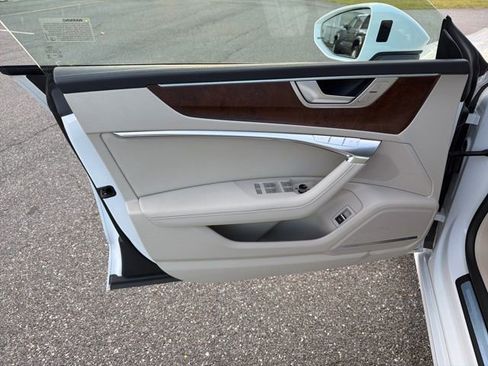 Used 2023 Audi A7 Prestige image 11