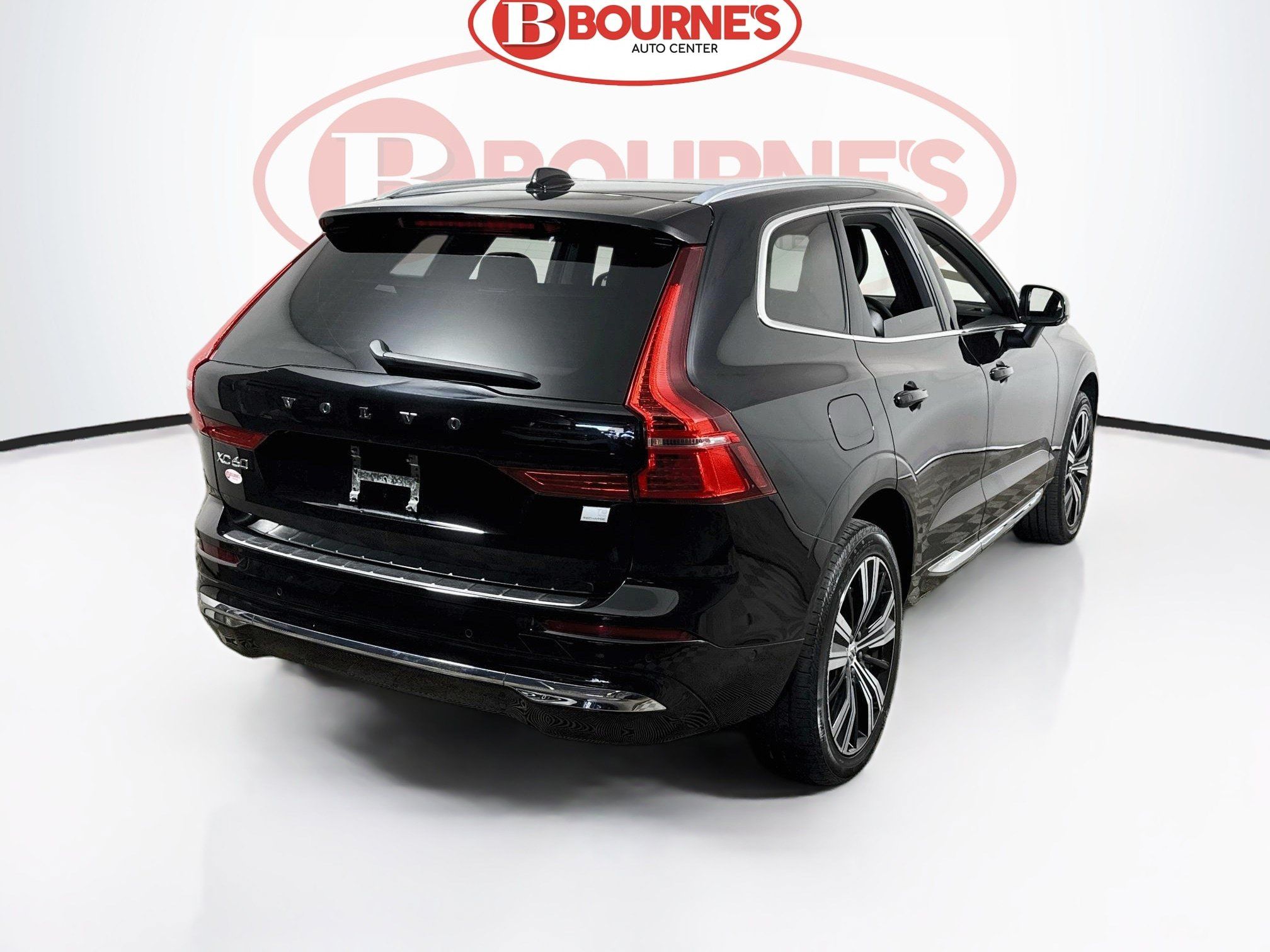 Used 2022 Volvo XC60 T8 Inscription w/ Advanced Package AWD/4WD image 12