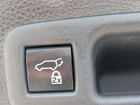 Used 2022 Toyota Sienna XLE FWD image 15