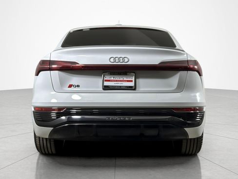 Used 2024 Audi Q8 e-tron Premium AWD/4WD image 4