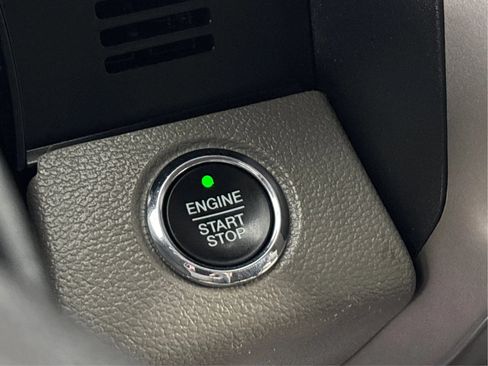Used 2015 Ford F150 Lariat w/ Equipment Group 501A Mid AWD/4WD image 37