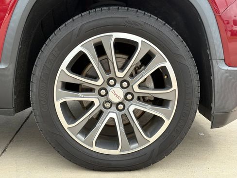 Certified 2017 GMC Acadia SLT AWD/4WD image 10