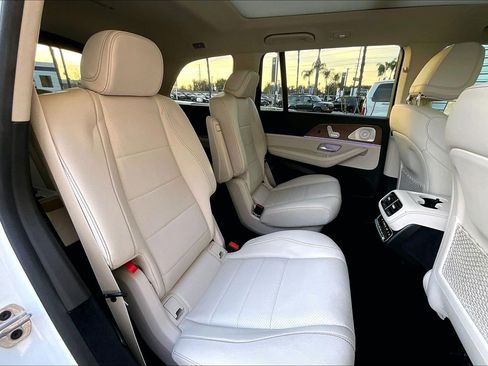 Used 2023 Mercedes-Benz GLS 450 4MATIC image 27