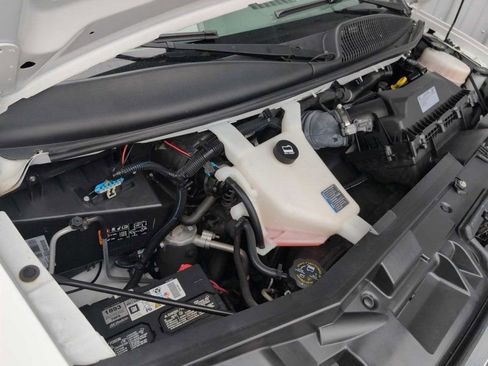 Used 2022 GMC Savana 2500 w/ Driver Convenience Package image 33