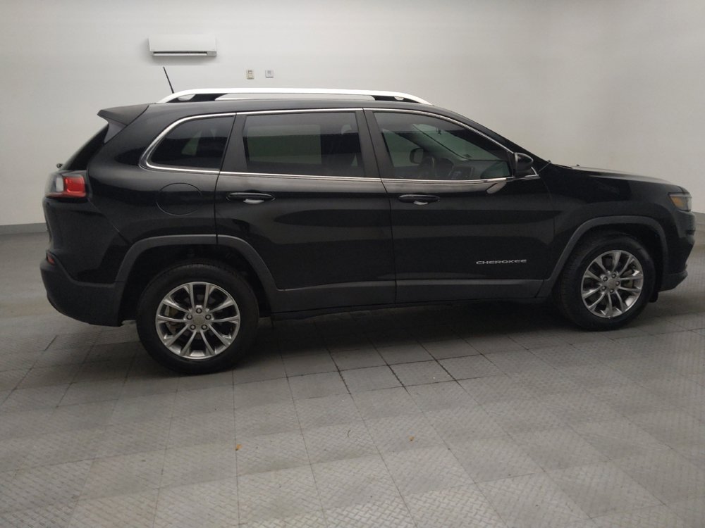 Used 2019 Jeep Cherokee Latitude Plus FWD image 10