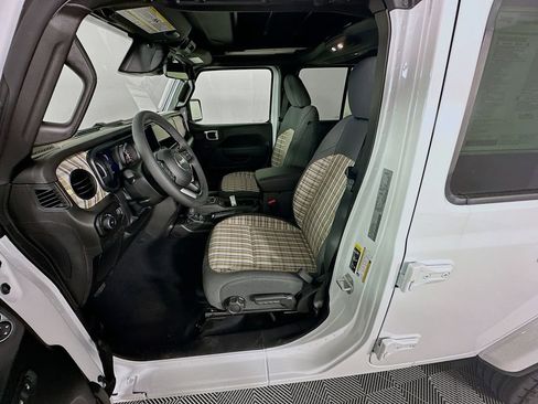 New 2026 Jeep Wrangler Unlimited Sport image 28