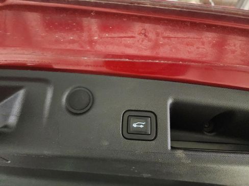 Used 2022 Chevrolet Equinox LT image 18