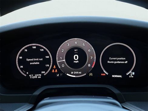 Certified 2025 Porsche 911 Carrera image 27