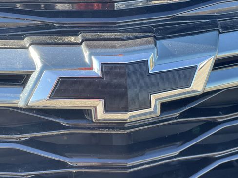 Used 2022 Chevrolet Equinox RS w/ RS Leather Package image 23