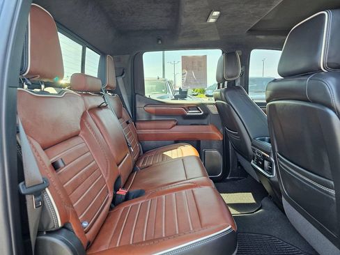 Used 2024 GMC Sierra 1500 Denali Ultimate AWD/4WD image 10