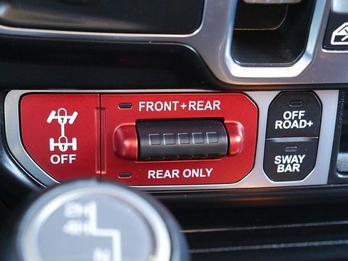 Used 2022 Jeep Gladiator Rubicon w/ Cold Weather Group image 51