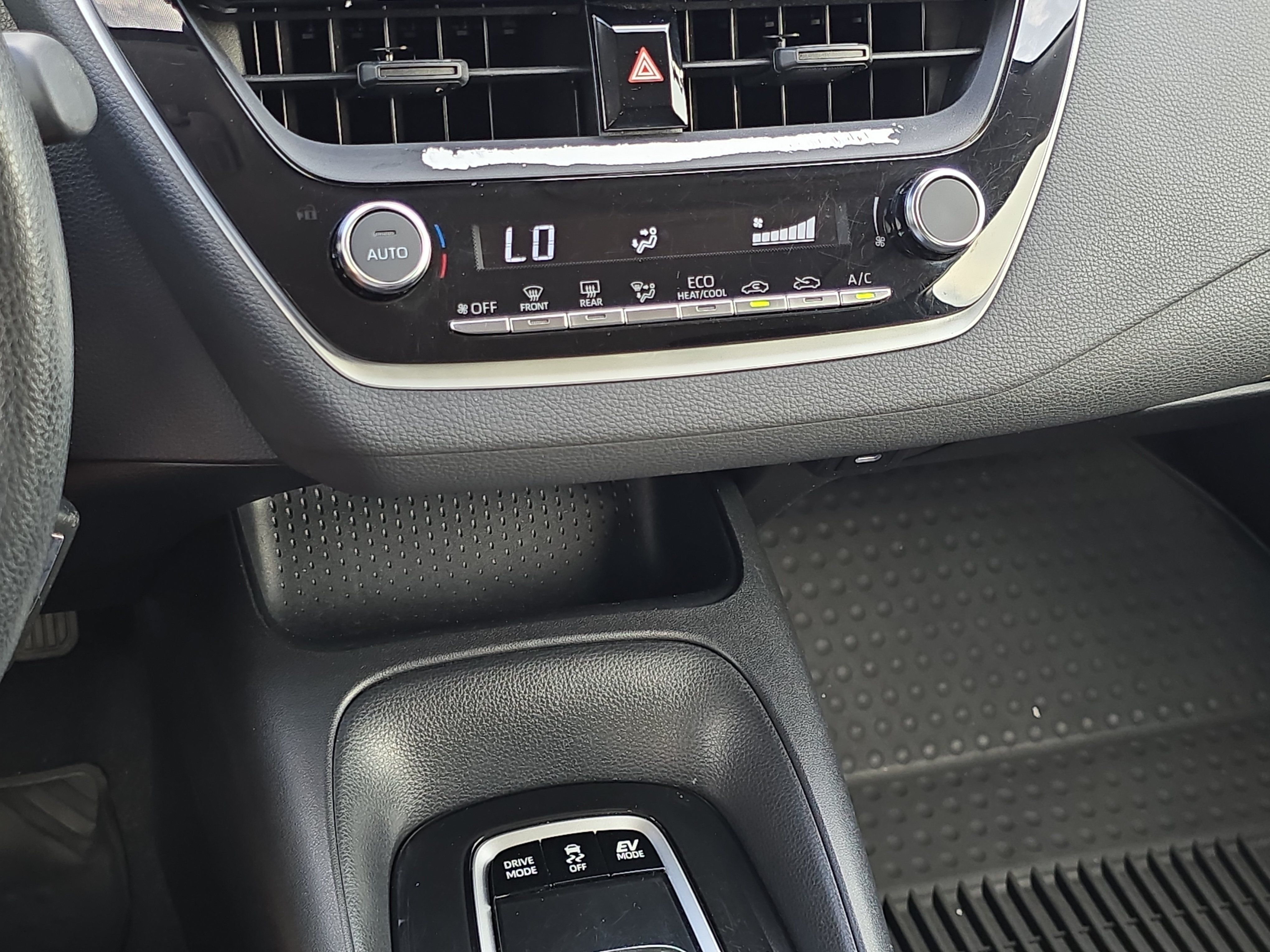 Used 2023 Toyota Corolla LE FWD image 22