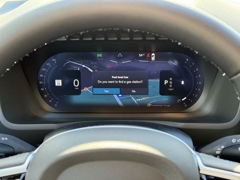 New 2026 Volvo XC90 B6 Ultra w/ Protection Package image 18