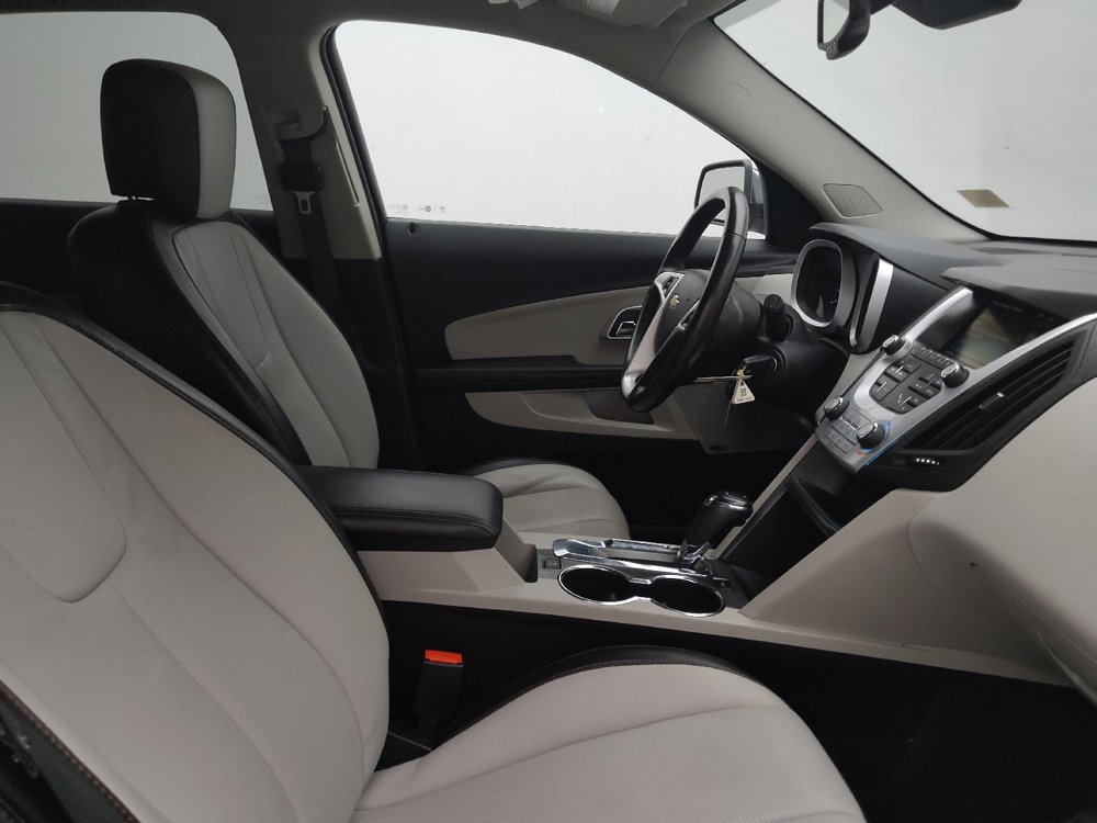 Used 2016 Chevrolet Equinox LTZ w/ Enhanced Convenience Package FWD image 21