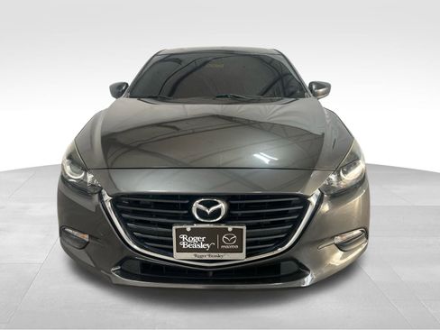 Used 2017 MAZDA MAZDA3 Touring image 2