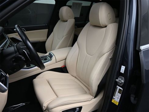 Used 2021 BMW X5 sDrive40i w/ Premium Package image 19