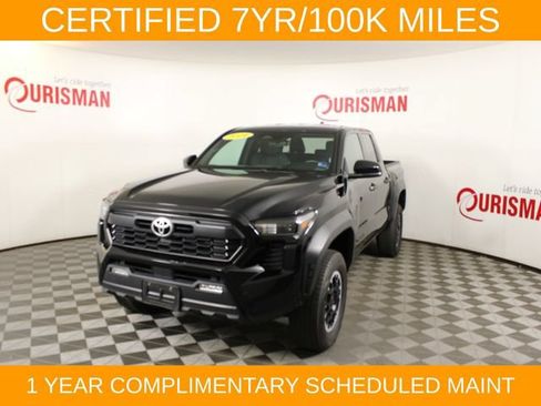 Used 2024 Toyota Tacoma TRD Off-Road AWD/4WD image 2