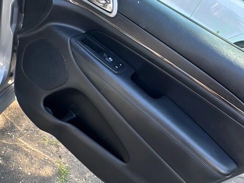 Used 2018 Jeep Grand Cherokee High Altitude AWD/4WD image 26