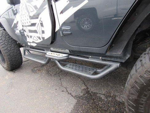 Used 2017 Jeep Wrangler Unlimited Sport w/ Quick Order Package 24S image 36