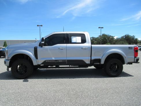 Used 2024 Ford F250 Lariat w/ Lariat Ultimate Package AWD/4WD image 4