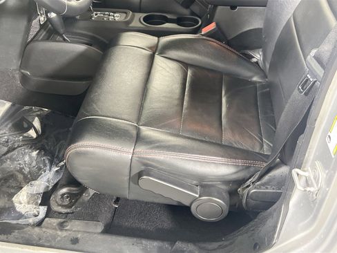 Used 2012 Jeep Wrangler Altitude image 17