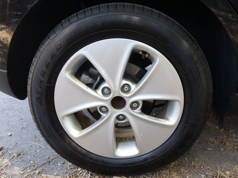Used 2016 Kia Soul FWD image 42