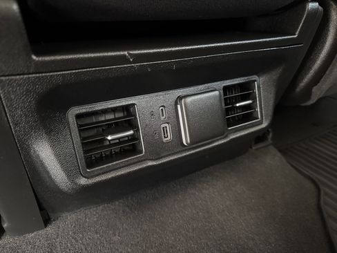 Used 2024 Chevrolet Silverado 1500 LT AWD/4WD image 14