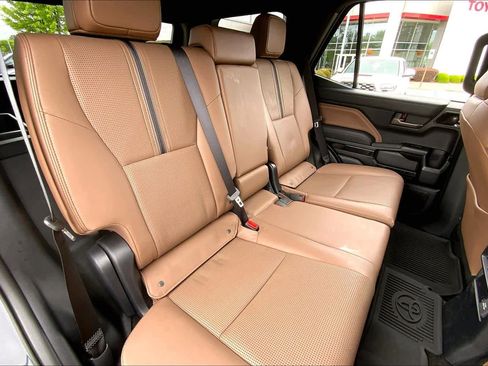 Used 2026 Toyota 4Runner Limited AWD/4WD image 20