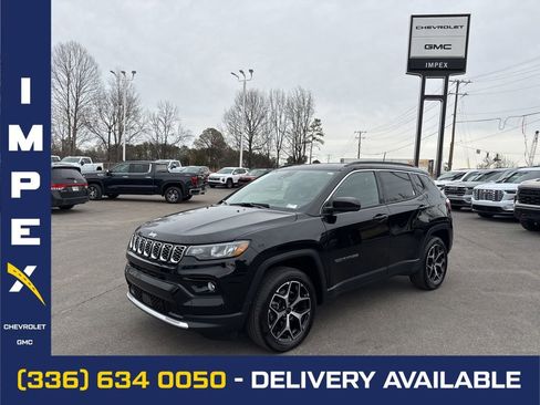 Used 2025 Jeep Compass Limited AWD/4WD image 1