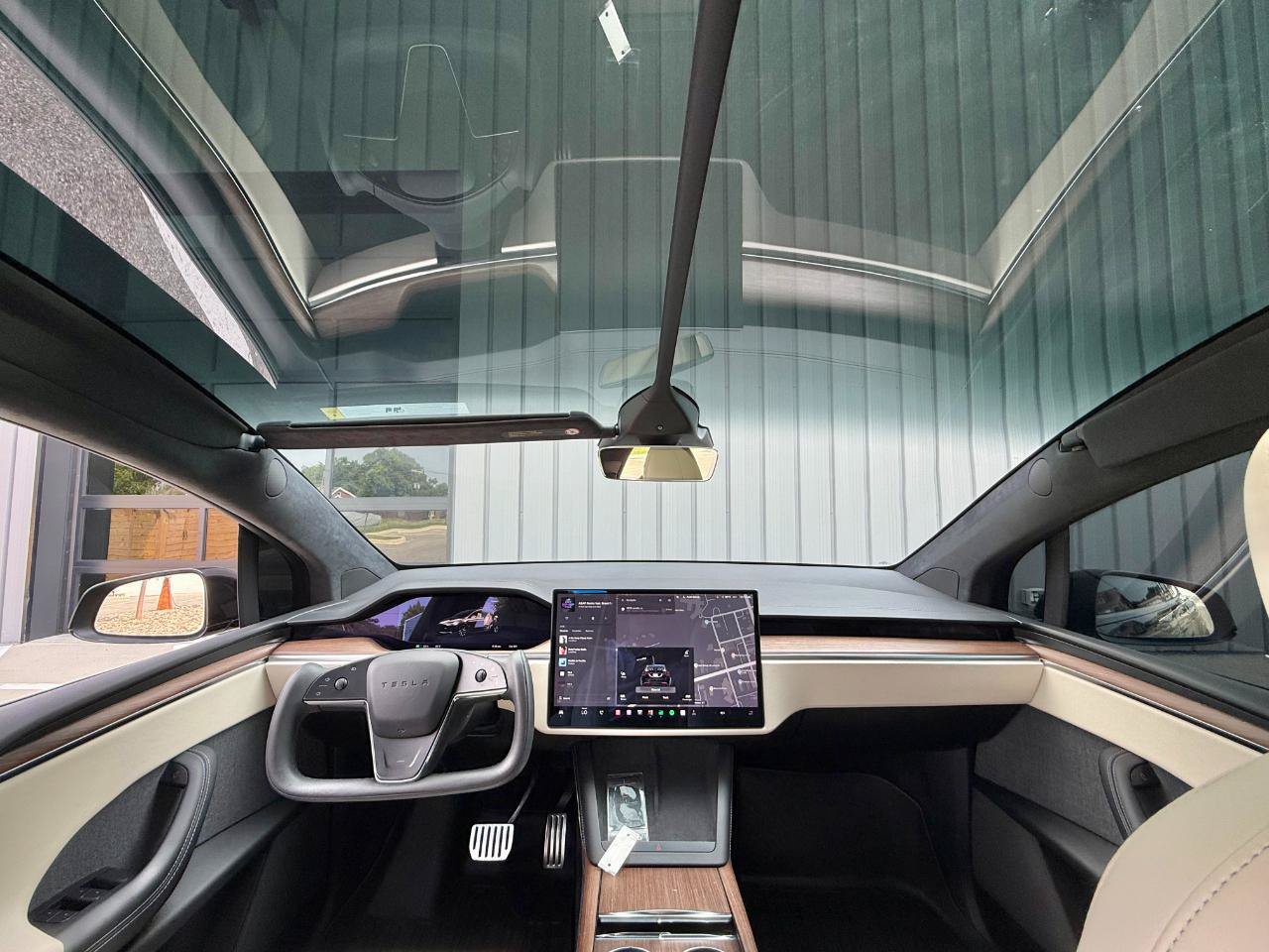 Used 2022 Tesla Model X AWD/4WD image 24