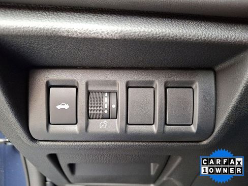 Certified 2025 Subaru Legacy Limited image 22