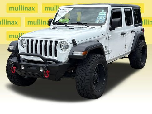 Used 2018 Jeep Wrangler Unlimited Sport S AWD/4WD image 14