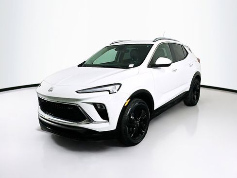 Used 2024 Buick Encore GX Sport Touring w/ Comfort Package image 3