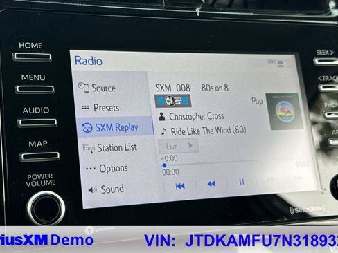 Used 2022 Toyota Prius LE image 35