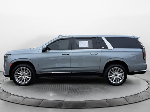 Certified 2024 Cadillac Escalade ESV Premium Luxury image 4