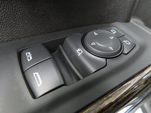 Used 2024 GMC Sierra 3500 SLE w/ SLE Convenience Package image 66