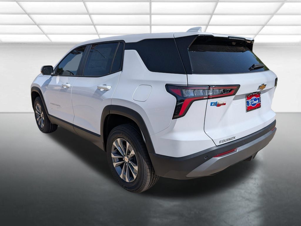 New 2027 Chevrolet Equinox LT w/ Safety and Technology Package FWD image 2
