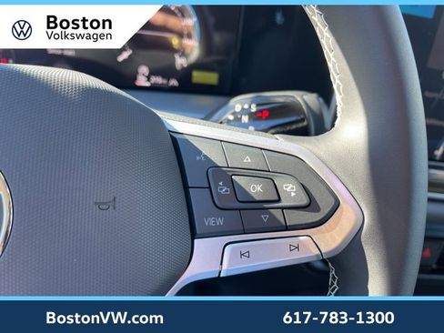 New 2026 Volkswagen Tiguan SE image 16